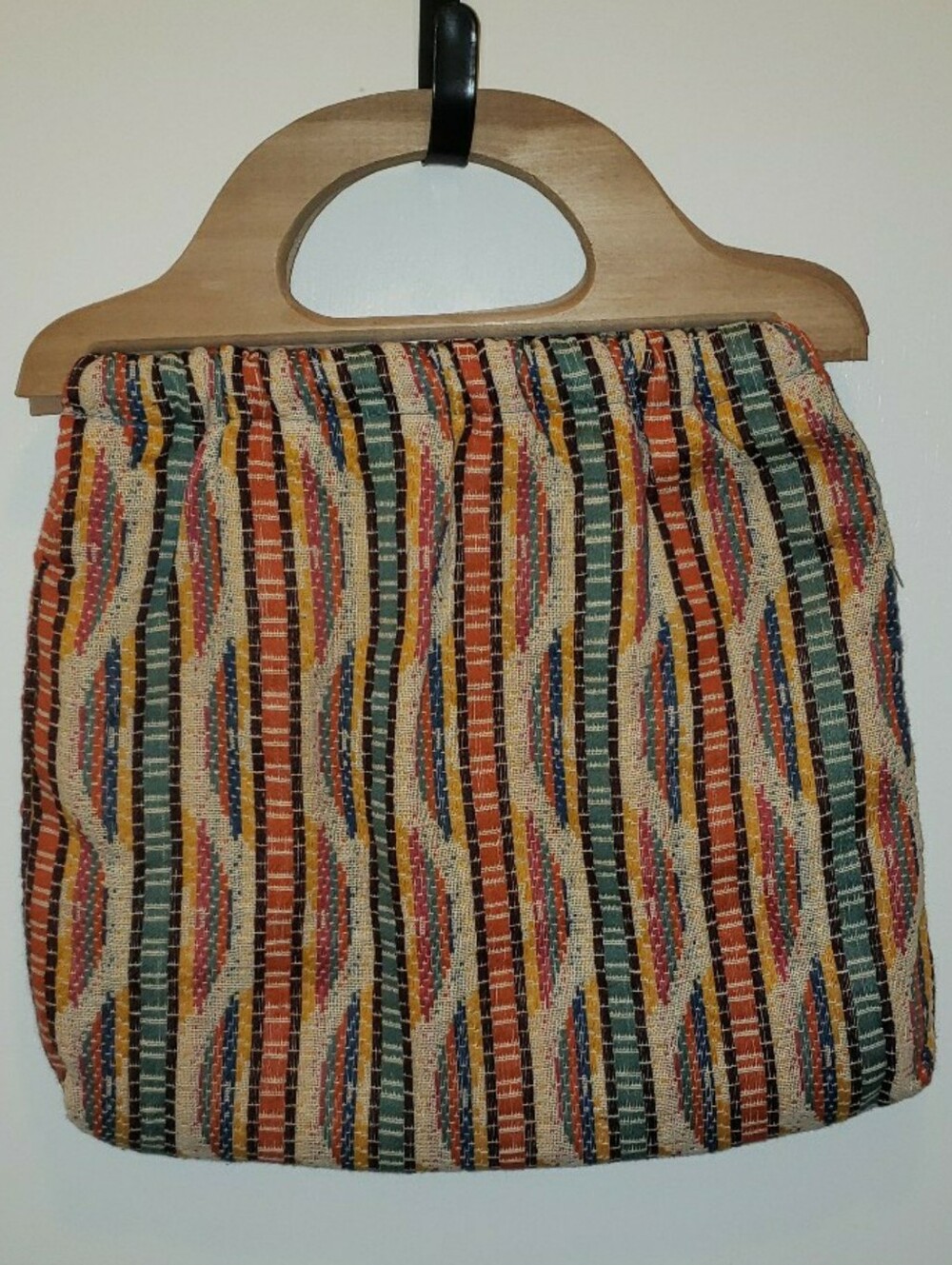 Vintage Mid-Century Hand Bag With Wooden Handles